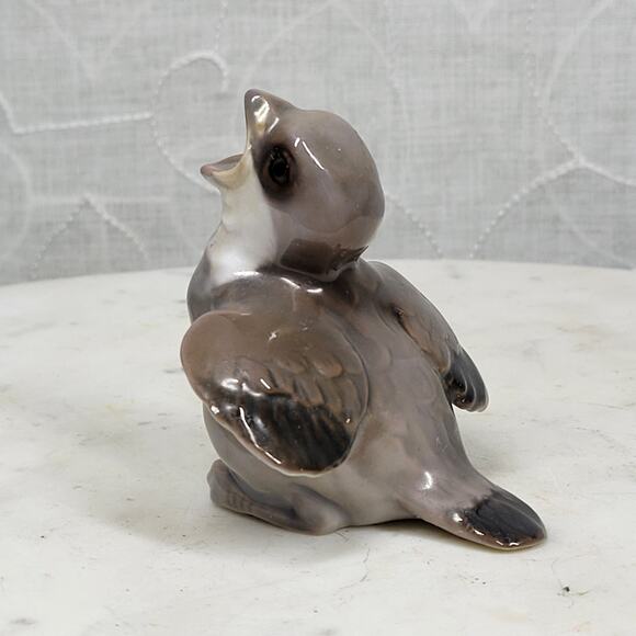 Vtg Bing Grondahl Young Sparrow Porcelain Figurine 1852 Tan Screeching For Food - Picture 13 of 14